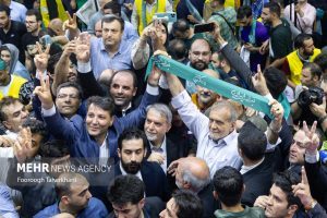 5067358 FTKH1199 - چهاردهمین رئیس جمهور ایران - سامانه ویکی تک پلاس