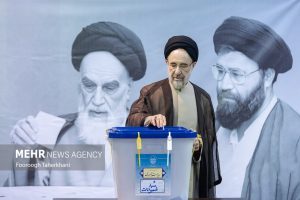 5067372 FTKH4586 - چهاردهمین رئیس جمهور ایران - سامانه ویکی تک پلاس