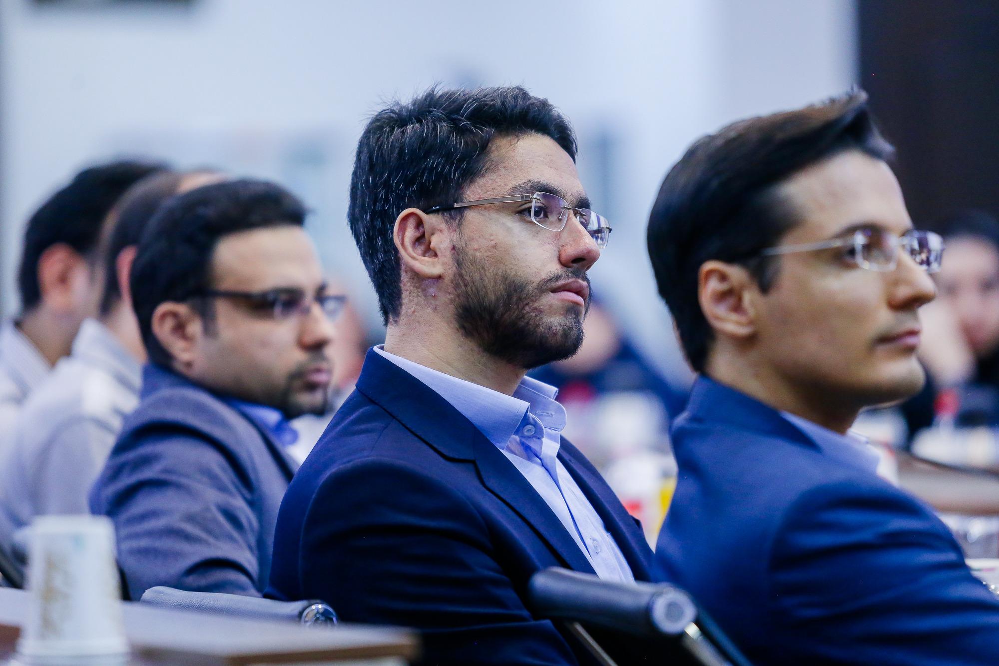 IMG 0777 - دیدار معاونت علمی ریاست جمهوری با نخبگان - سامانه ویکی تک پلاس