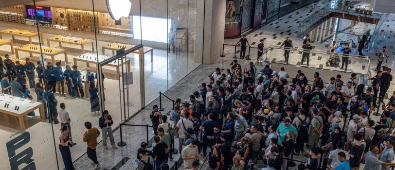 iphone-17-shoppers-8-68cdb461460ef70870291dc4 iphone-17-shoppers-8-68cdb461460ef70870291dc4